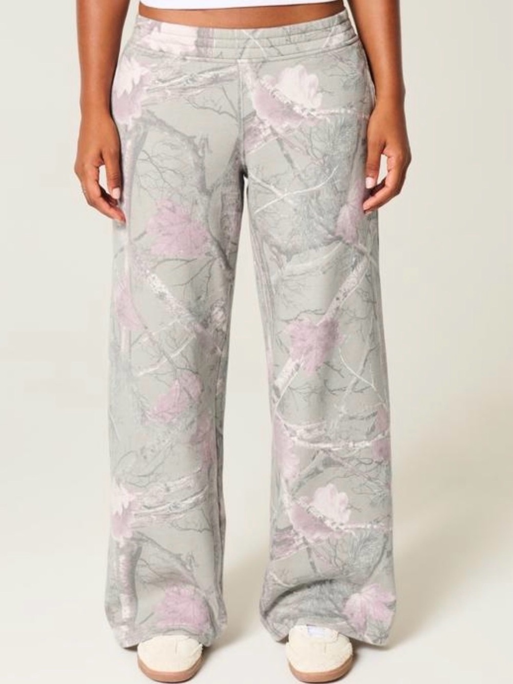 Hollister Sweats, Pink Camo realtree design, Wide-Leg Sweats